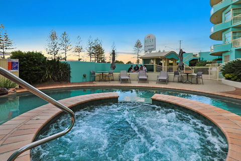 Alex Seaside Resort - Accommodation Newcastle 2