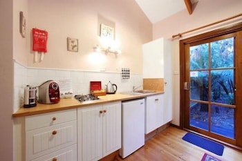 Glenview Retreat Luxury Bed & Breakfast - Accommodation Newcastle 1