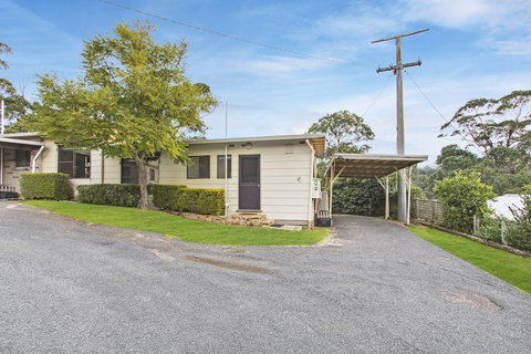 Jetty Road Retreat - Accommodation Newcastle 0