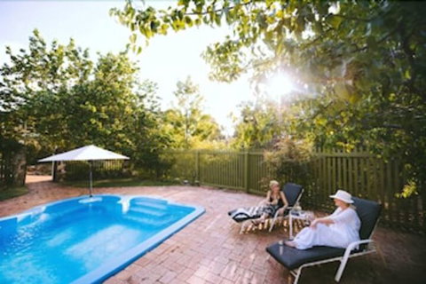 Holberry House - Accommodation Newcastle 3