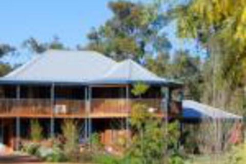 Riverwood Retreat - Accommodation Newcastle 0