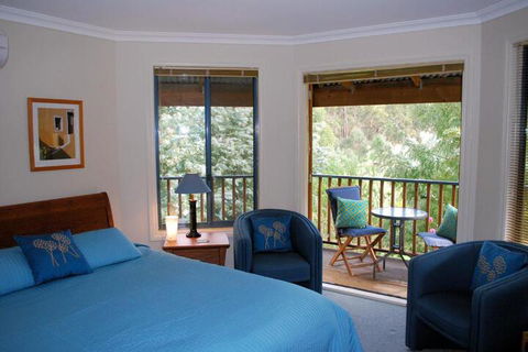 Riverwood Retreat - Accommodation Newcastle 6