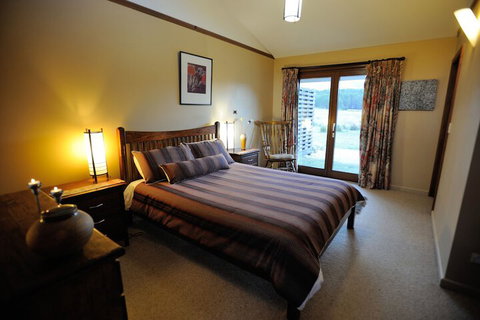Forest Walks Lodge - Accommodation Newcastle 5