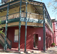 Leura House - Accommodation Newcastle