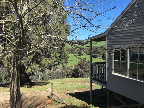 Balingup Highview Chalets - Accommodation Newcastle 2