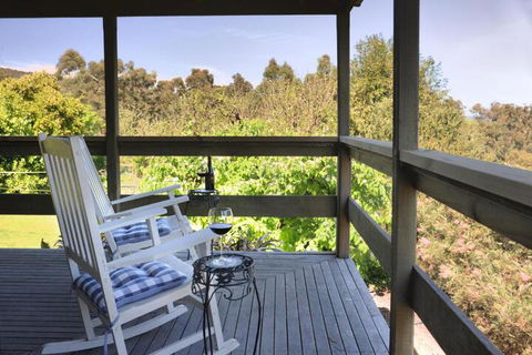 Lavender Farm - Accommodation Newcastle 4