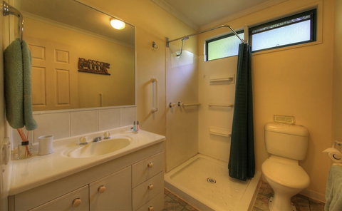 Maleny Tropical Retreat Balinese B&b - Accommodation Newcastle 5