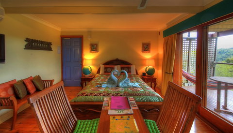 Maleny Tropical Retreat Balinese B&b - Accommodation Newcastle 3
