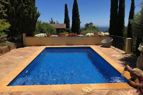 Villa Mallorca - Accommodation Newcastle 6