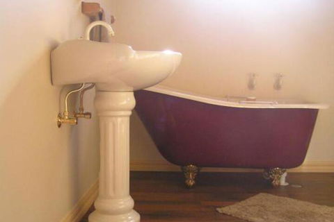 Valleyfield Cottage - Accommodation Newcastle 6