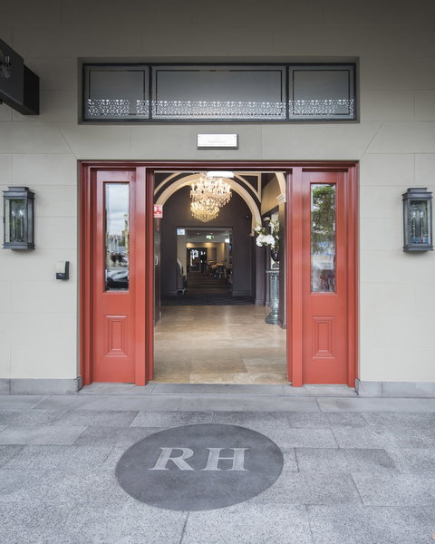 Royal Hotel Randwick - Accommodation Newcastle 1