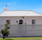 Historic Central Cottage in Warrnambool - Accommodation Newcastle