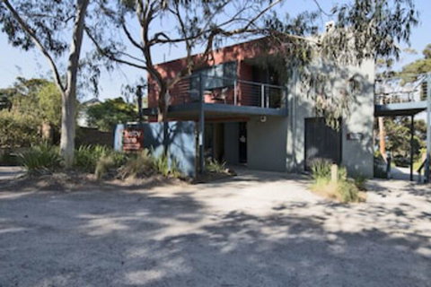 Chatby Lane Lorne - Accommodation Newcastle 0