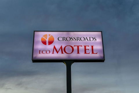 Crossroads Ecomotel - Accommodation Newcastle 2