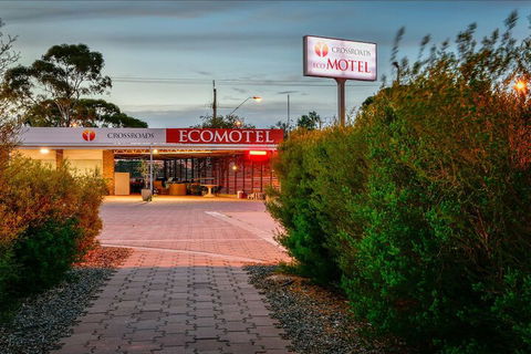 Crossroads Ecomotel - Accommodation Newcastle 4