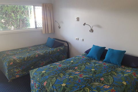 Fourth Avenue Motor Inn - Accommodation Newcastle 6