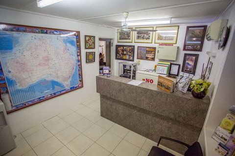 Fourth Avenue Motor Inn - Accommodation Newcastle 2