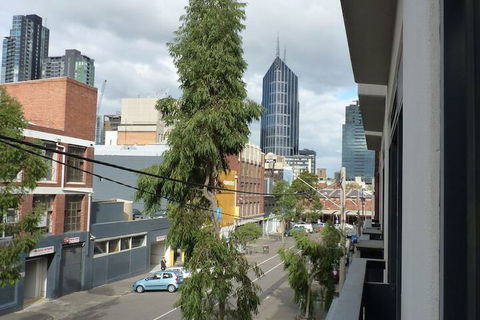 Australian Home Away At Market Square Melbourne - Accommodation Newcastle 1