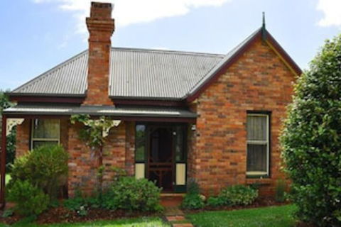 Killynaught Spa Cottages - Accommodation Newcastle 1