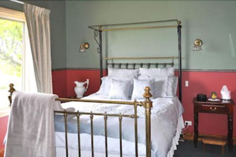 Killynaught Spa Cottages - Accommodation Newcastle 5