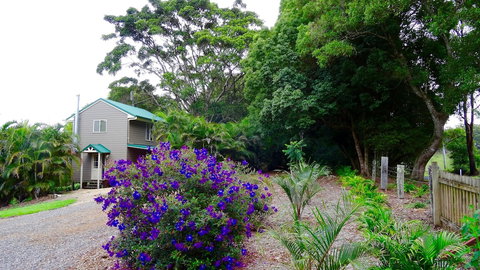 Maleny Luxury Cottages - Accommodation Newcastle 2
