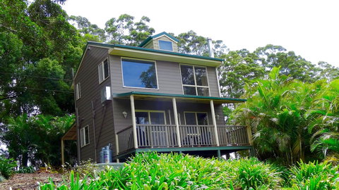 Maleny Luxury Cottages - Accommodation Newcastle 4
