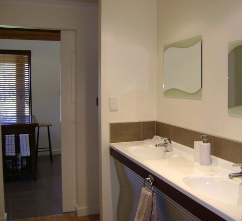 Scotsdale Valley Studios - Accommodation Newcastle 2