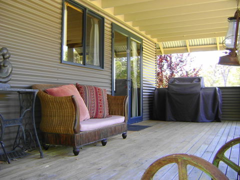 Scotsdale Valley Studios - Accommodation Newcastle 5