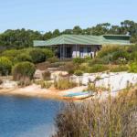 Kooyar Mia - Accommodation Newcastle 0