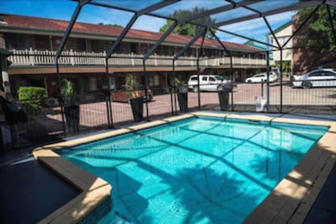 Garden City Motor Inn Mt Gravatt - Accommodation Newcastle 1