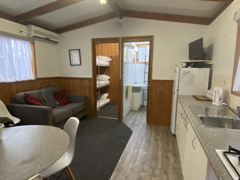 Beechworth Cabins - Accommodation Newcastle 5