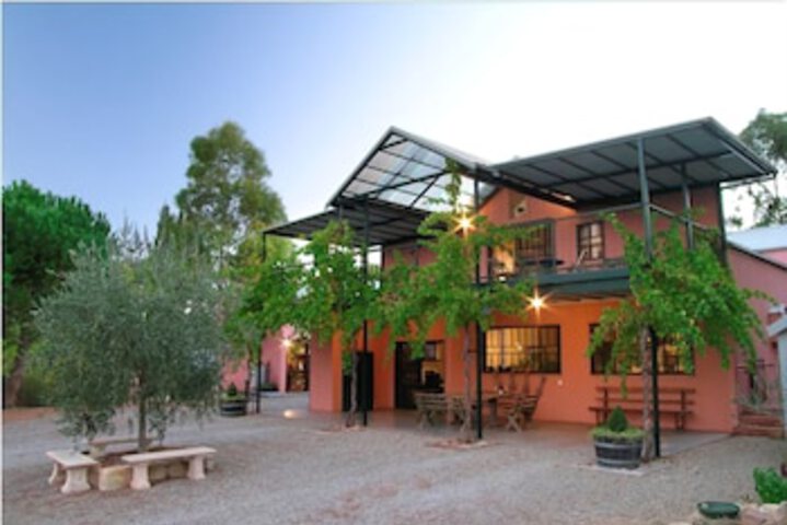 Armagh SA Accommodation Newcastle