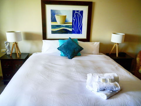 Marine Boutique Apartments - Accommodation Newcastle 5