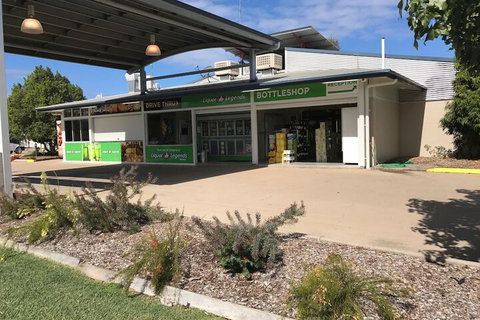 Banana Hotel Motel - Accommodation Newcastle 7