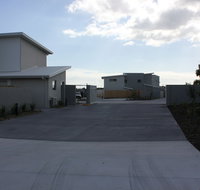 Direct Hotels - Breeze on Brightwater - Accommodation Newcastle