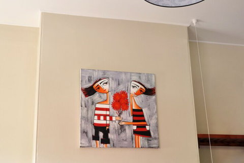 Cowgill House - Accommodation Newcastle 4