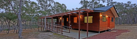 Sommerville Valley Tourist Park - Accommodation Newcastle 0