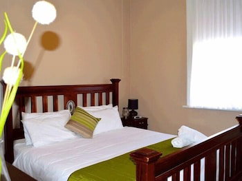 Little River Bed & Breakfast - Accommodation Newcastle 1