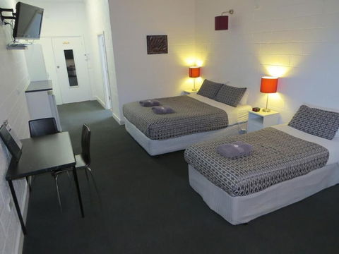 San Remo Hotel Motel - Accommodation Newcastle 3