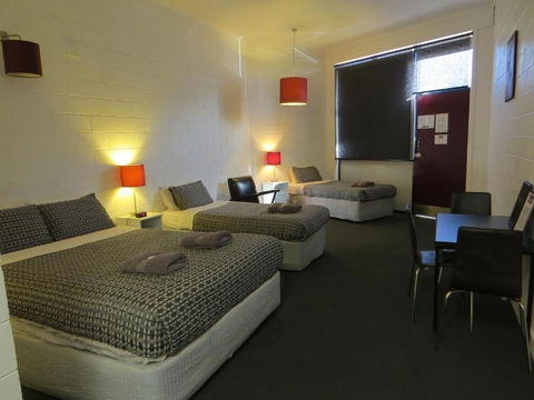 San Remo Hotel Motel - Accommodation Newcastle 5