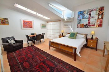 Vatu Sanctuary - Accommodation Newcastle 3