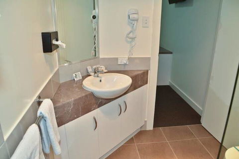 Swagsman Motel Miles - Accommodation Newcastle 6