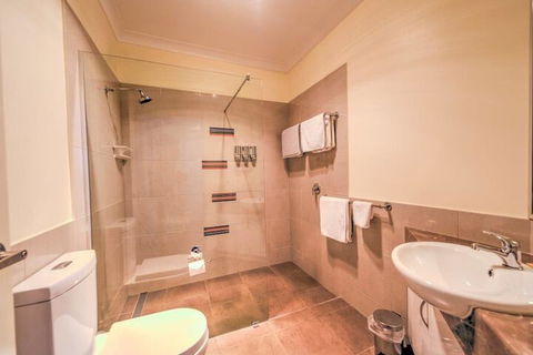 Swagsman Motel Miles - Accommodation Newcastle 1