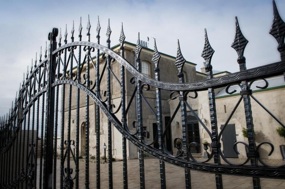 Port Macdonnell SA Accommodation Newcastle