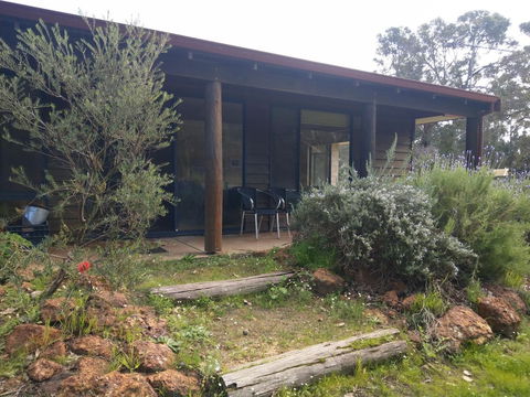 Dunsborough Rail Carriages & Farm Cottages - Accommodation Newcastle 3