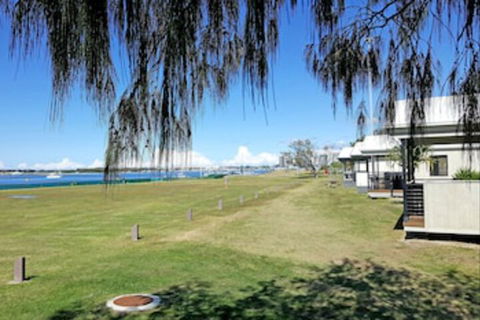 Broadwater Tourist Park - Accommodation Newcastle 0