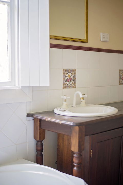 Karribank - Accommodation Newcastle 4