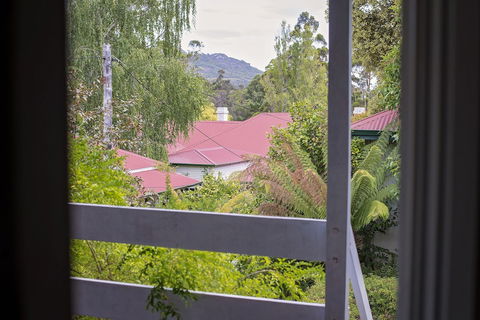 Karribank - Accommodation Newcastle 2