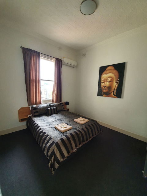 Empire Hotel Goulburn - Accommodation Newcastle 1