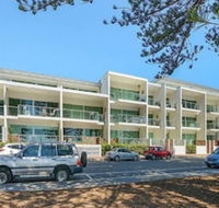 Breeze Beachfront Apartments - Accommodation Newcastle